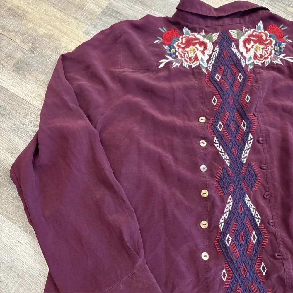 Johnny Was Silk Floral Shirt w/ button dart embellished back - size L Fabulous - Picture 11 of 13